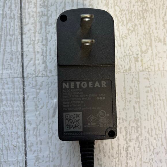 Netgear Nighthawk CM1200 Multi-Gig Speed Cable Modem - Picture 10 of 16